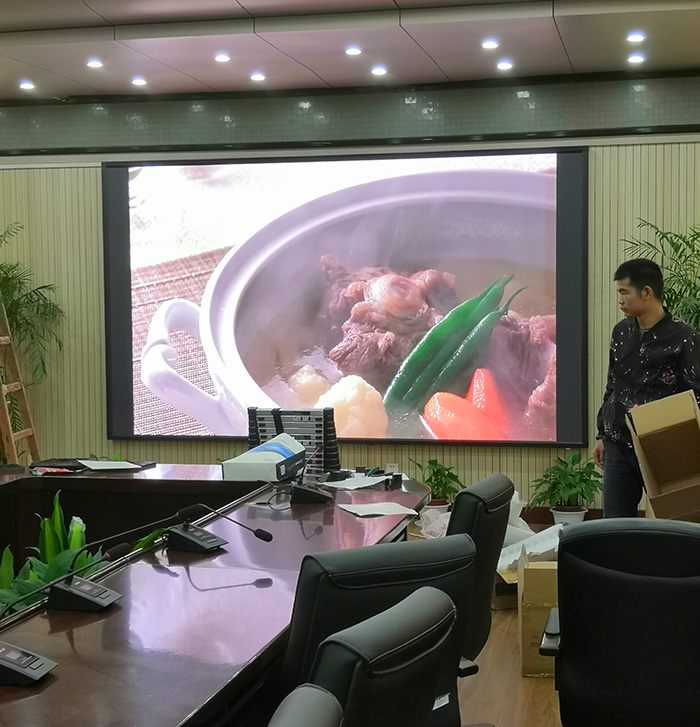 襄陽中建三局青年路越秀國際金融匯項(xiàng)目部會標(biāo)屏